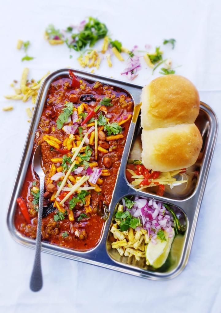 Misal Pav